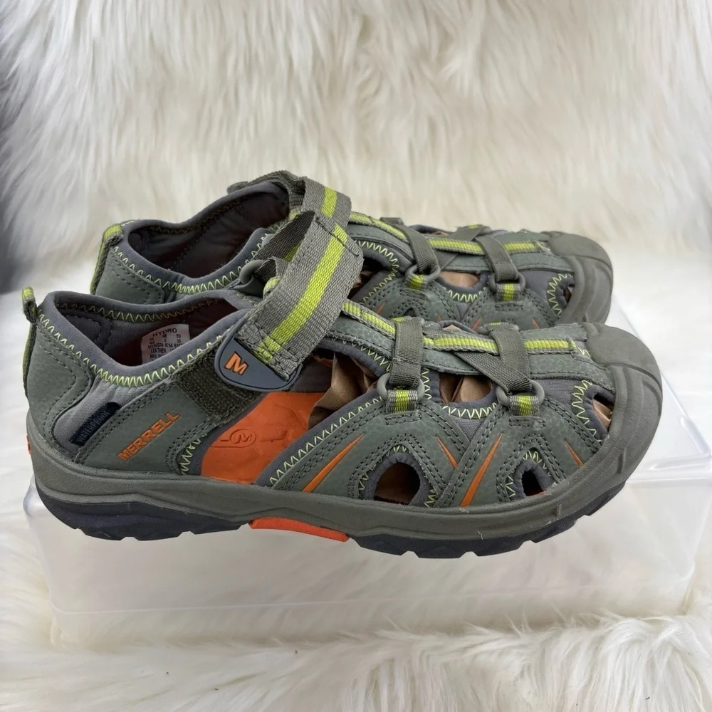 Merrell Grey Sport Hiking Sandals with Closed Toe and Rugged Sole